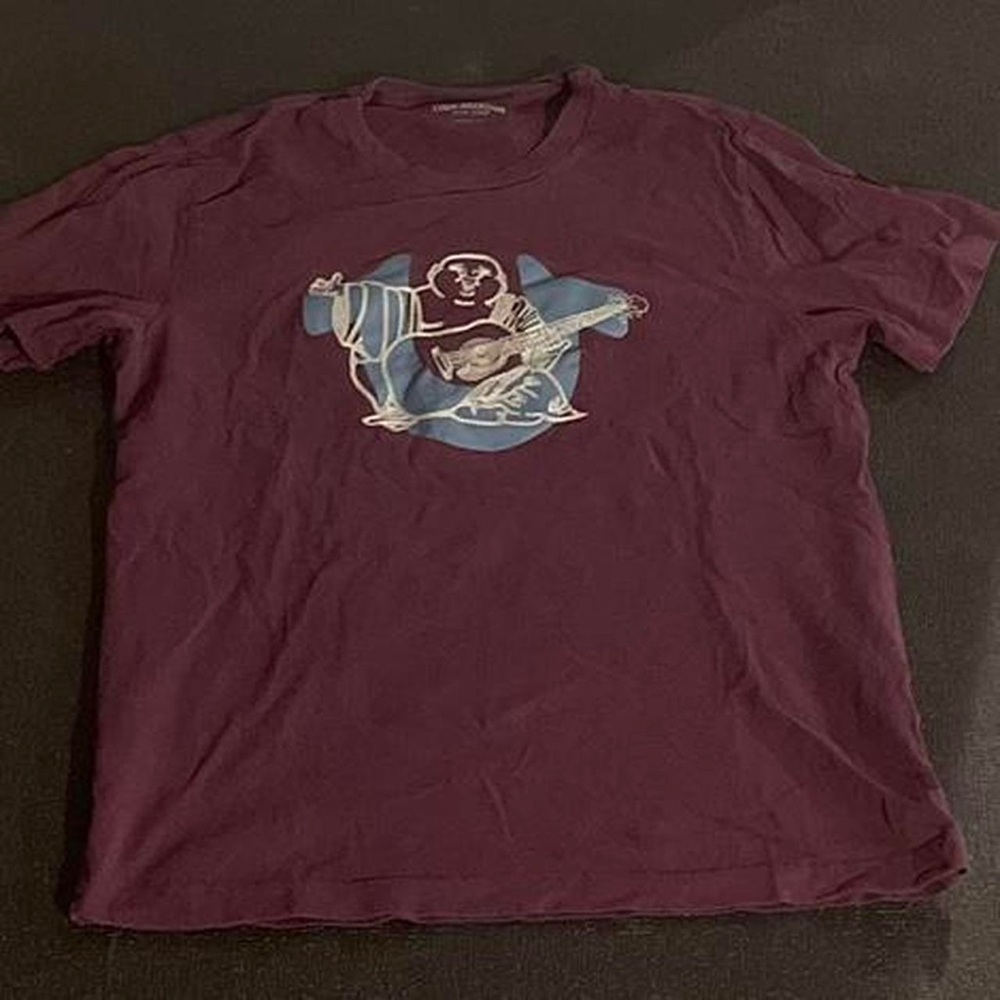 True Religion Men's Purple and Burgundy T-shirt